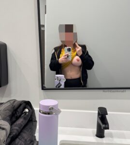 NorthEastAnna81 flashing at work and parking lot